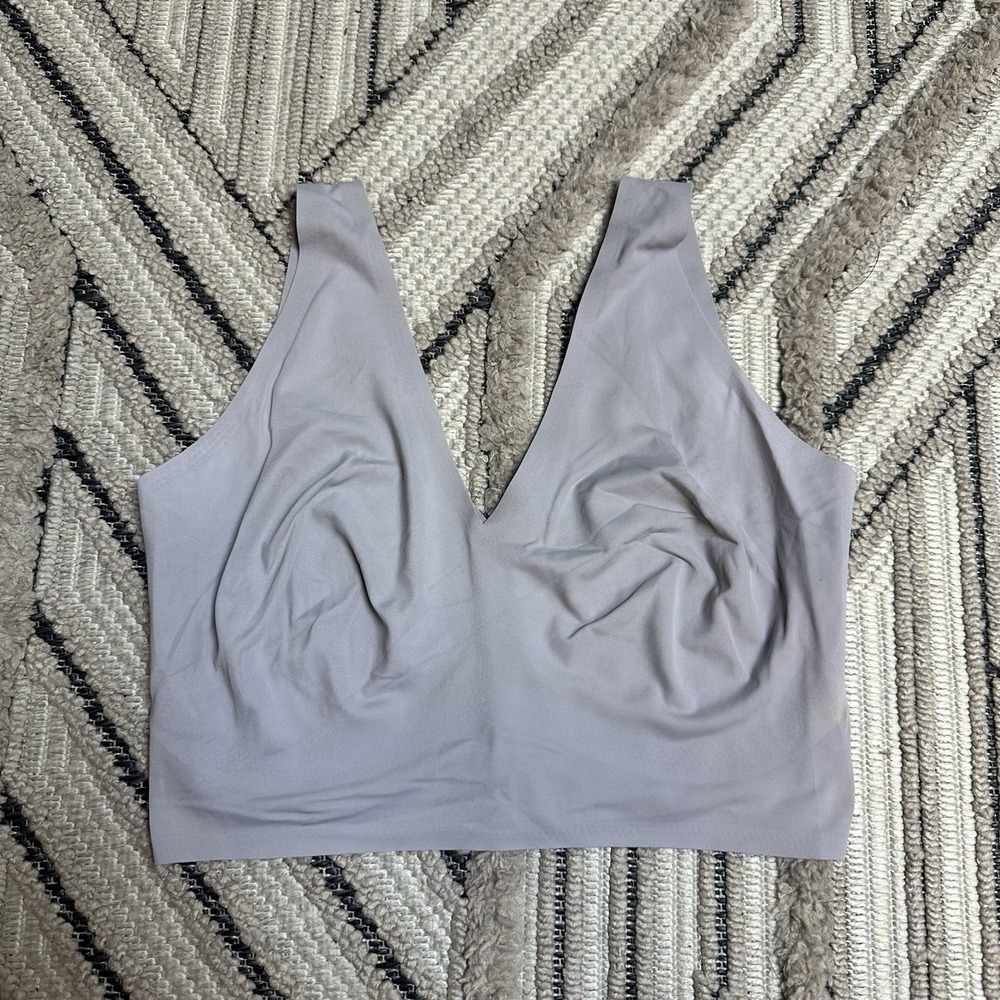 True & Co Body Bralette Sz L Wireless Purple No Pads Light Support Stretch